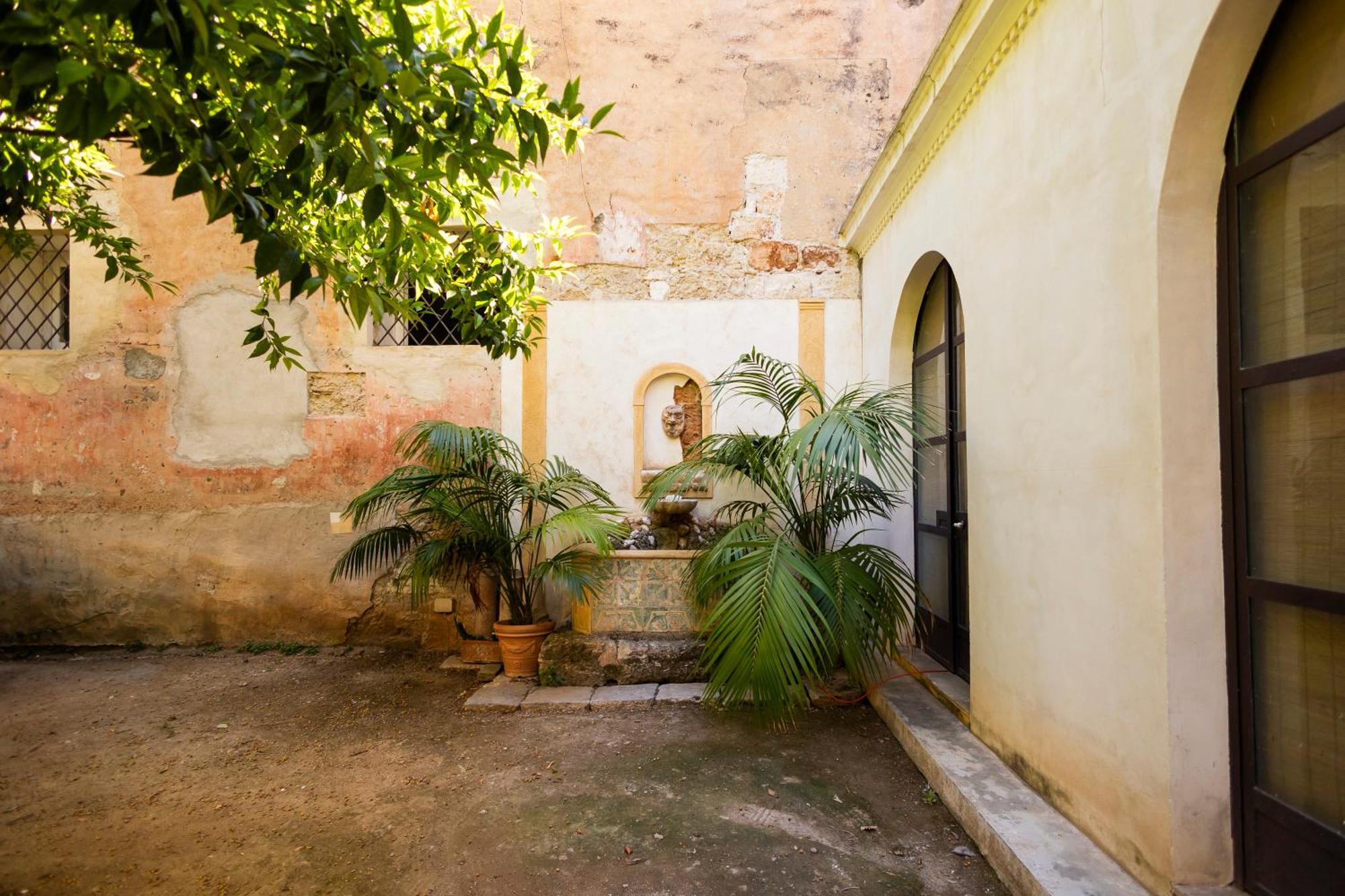 Principe Di Castelnuovo Historical Palermo